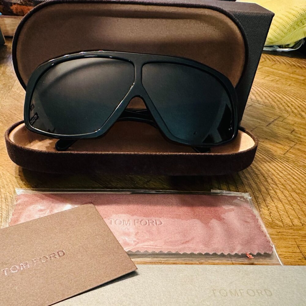 Tom Ford Cassius Sunglasses Black